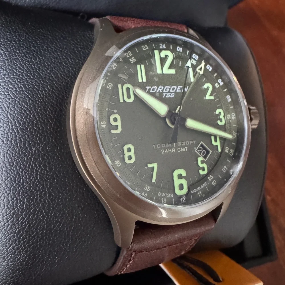 Torgeon Men’s Green Sapphire TN-1303 44mm GMT leather strap Watch.